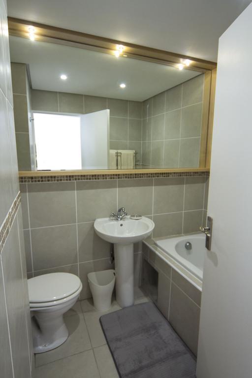 14 The Shades - By Stay In Umhlanga Durban Quarto foto